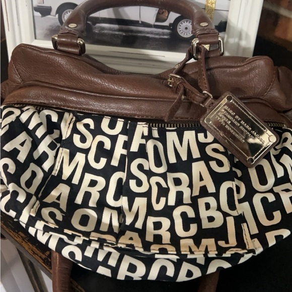 MARC by MARC JACOBS - Picture 4 of 7
